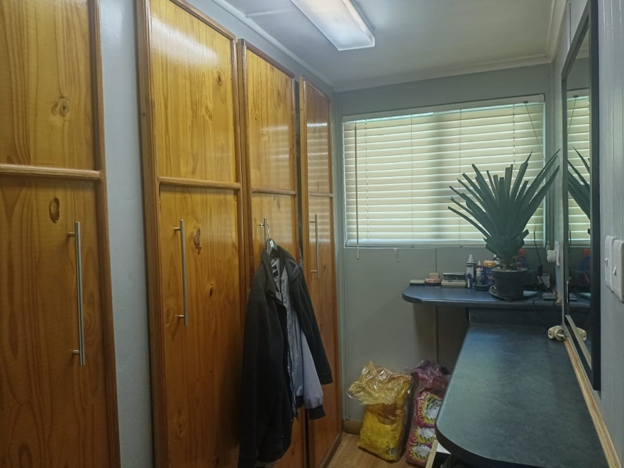 4 Bedroom Property for Sale in Kidds Beach Eastern Cape